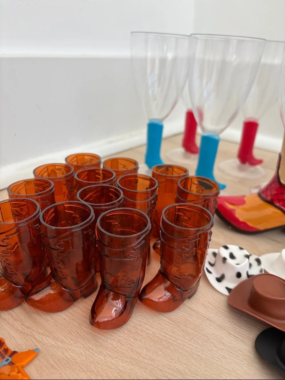 Assorted Party Drinkware & Western-Themed Party Kit